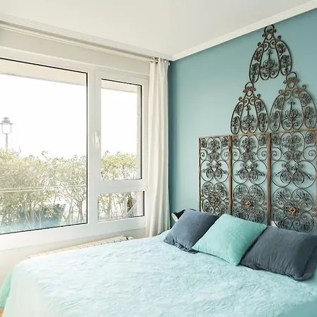 公寓 Flat With 160 M Of Garden, Sea Views Bilbao-getxo