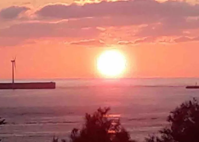 Flat With 160 M Of Garden, Sea Views Bilbao-getxo