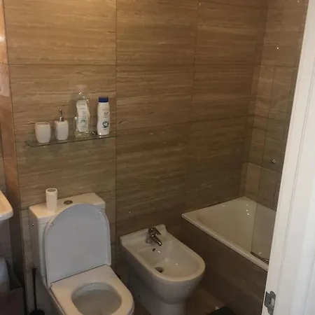 Flat With 160 M Of Garden, Sea Views Bilbao-getxo アパート *