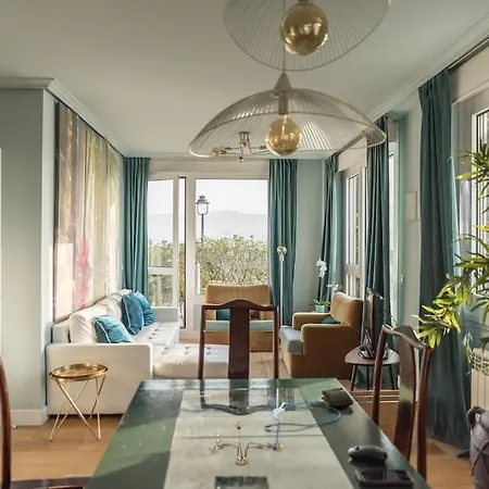 Flat With 160 M Of Garden, Sea Views Bilbao-getxo ゲチョ