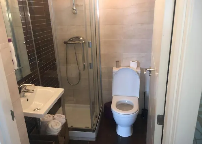 Lägenhet Flat With 160 M Of Garden, Sea Views Bilbao-getxo *